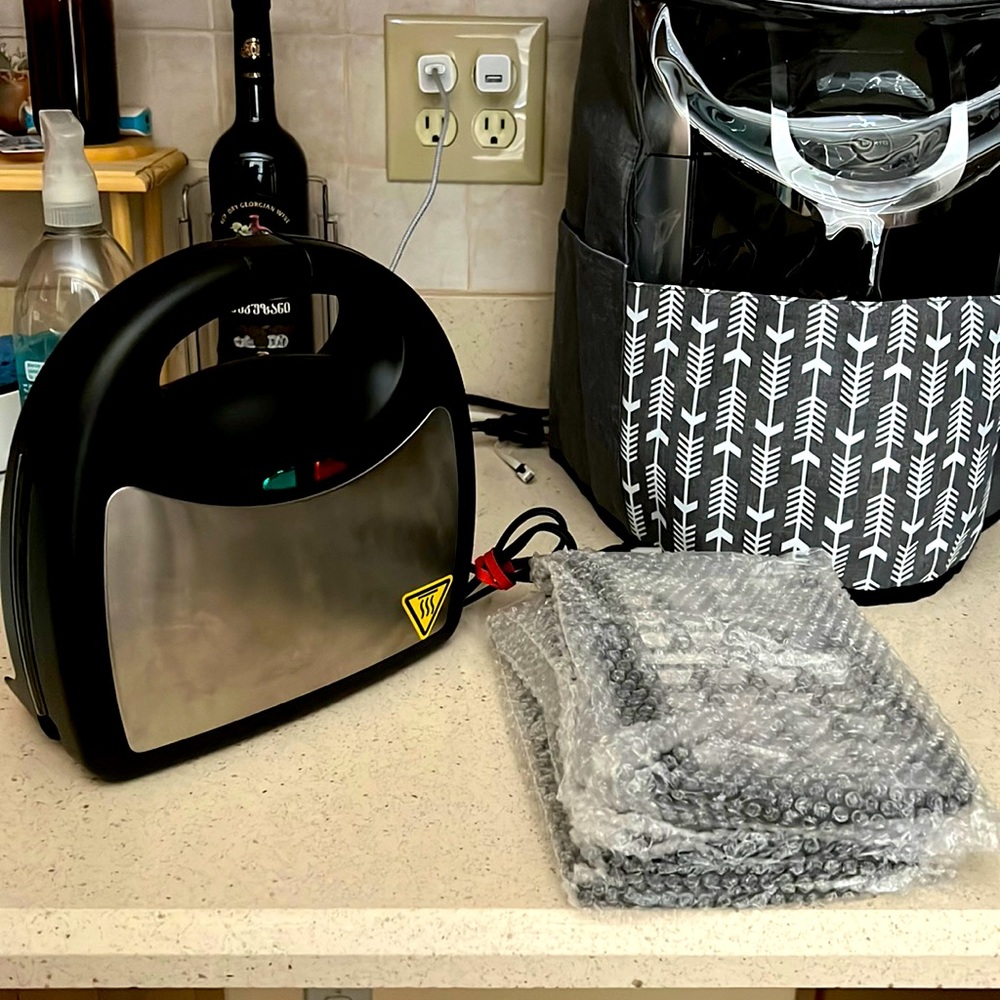 Sandwich Maker, Panini Press Grill, Waffle Maker,LED Indicator, With Handle